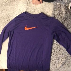 Women’s Nike running/ everyday shirt